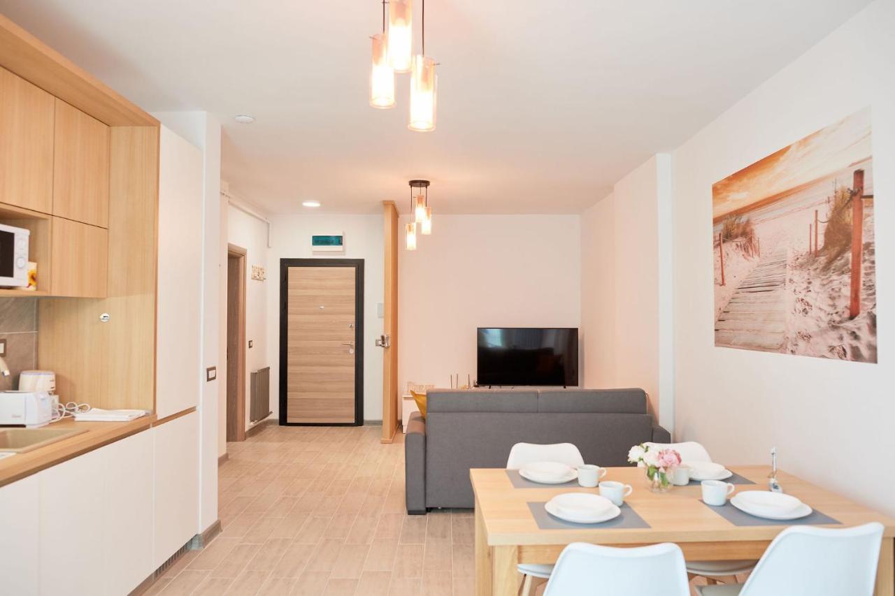 Opal Luxury Apartment 109 Spa N Pool Beach Resort Неводарі Екстер'єр фото